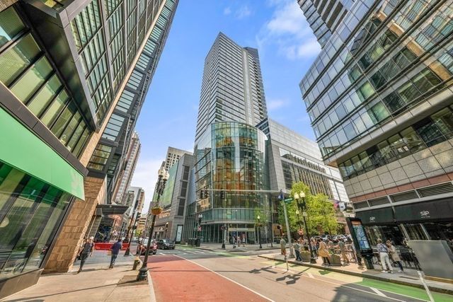 $1,400,000 | 2 Avery Street, Unit 23G, Boston, MA 02111