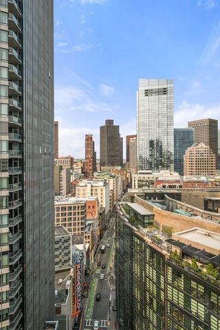 $1,400,000 | 2 Avery Street, Unit 23G, Boston, MA 02111