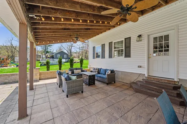 $575,000 | 96 Fordway Extension, Derry, NH 03038