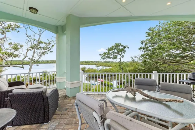 $1,095,000 | 908 South Flagler Avenue, Flagler Beach, FL 32136
