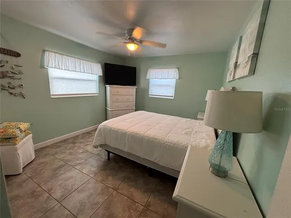 $1,995 | 1008 Estremadura Drive, Bradenton, FL 34209