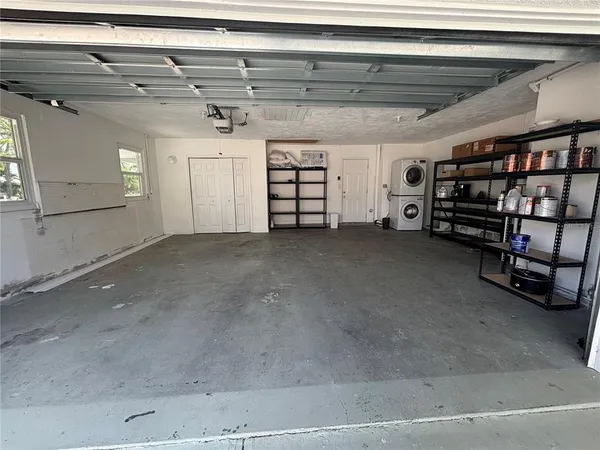 $1,995 | 1008 Estremadura Drive, Bradenton, FL 34209