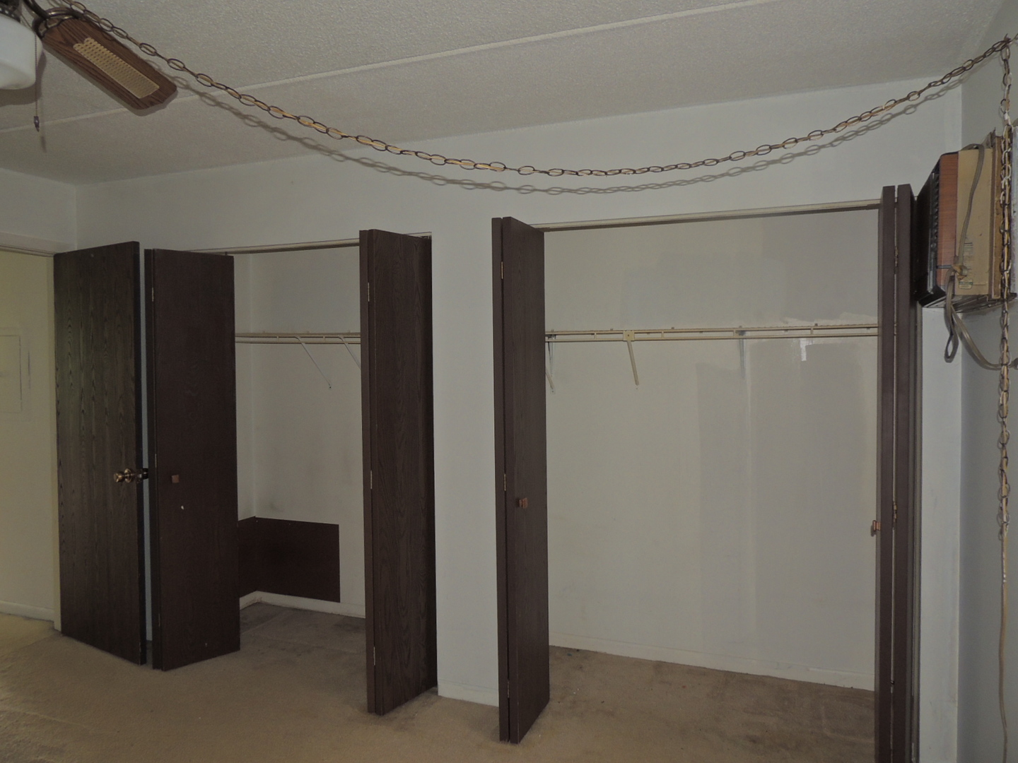 962 North Rt 53, Unit 101B Addison, IL 60101 - Photo 31 of 36 a view of closet area