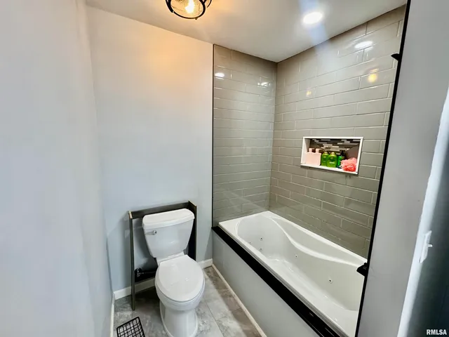 $169,900 | 1617 Green Street Road, Centralia, IL 62801