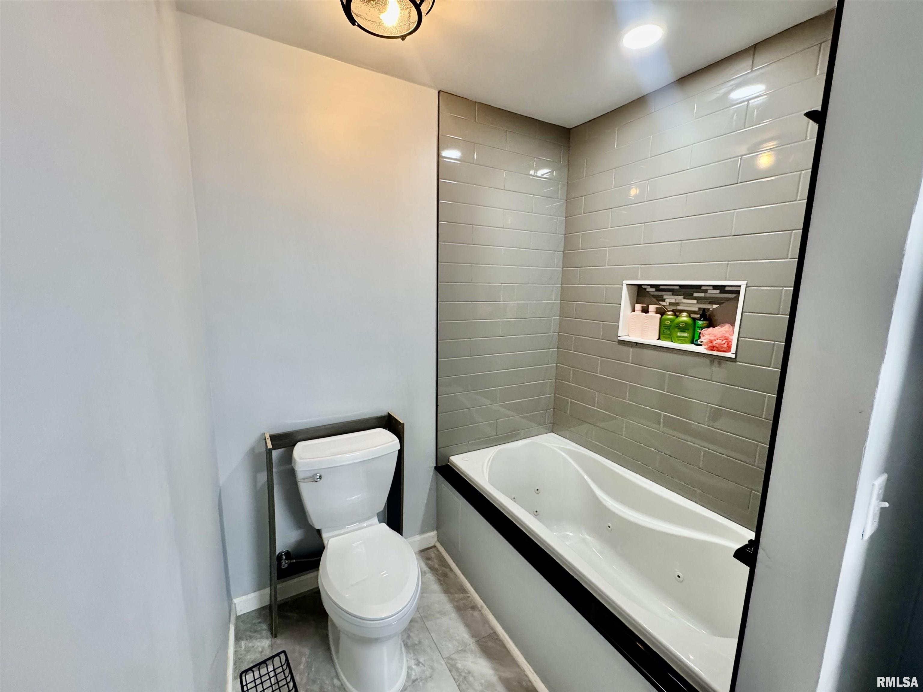 1617 Green Street Road Centralia, IL 62801 - Photo 16 of 18