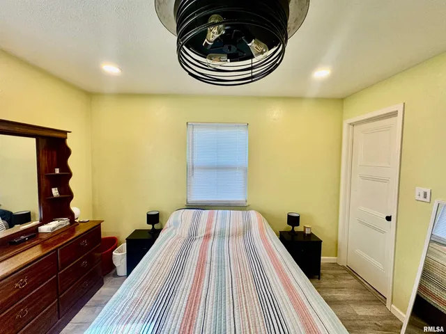 $169,900 | 1617 Green Street Road, Centralia, IL 62801