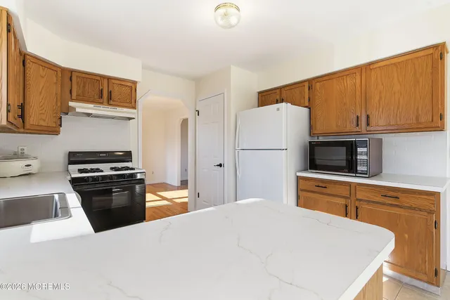 $599,999 | 385 Maryland Avenue, Bayville, NJ 08721