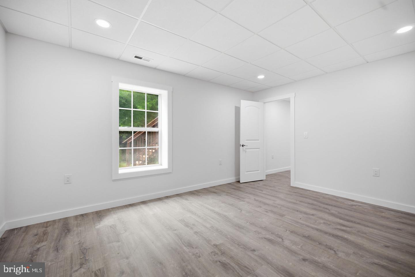 35338 Pheasant Ridge Road Locust Grove, VA 22508 - Photo 23 of 39 Bright and airy blank canvas room.