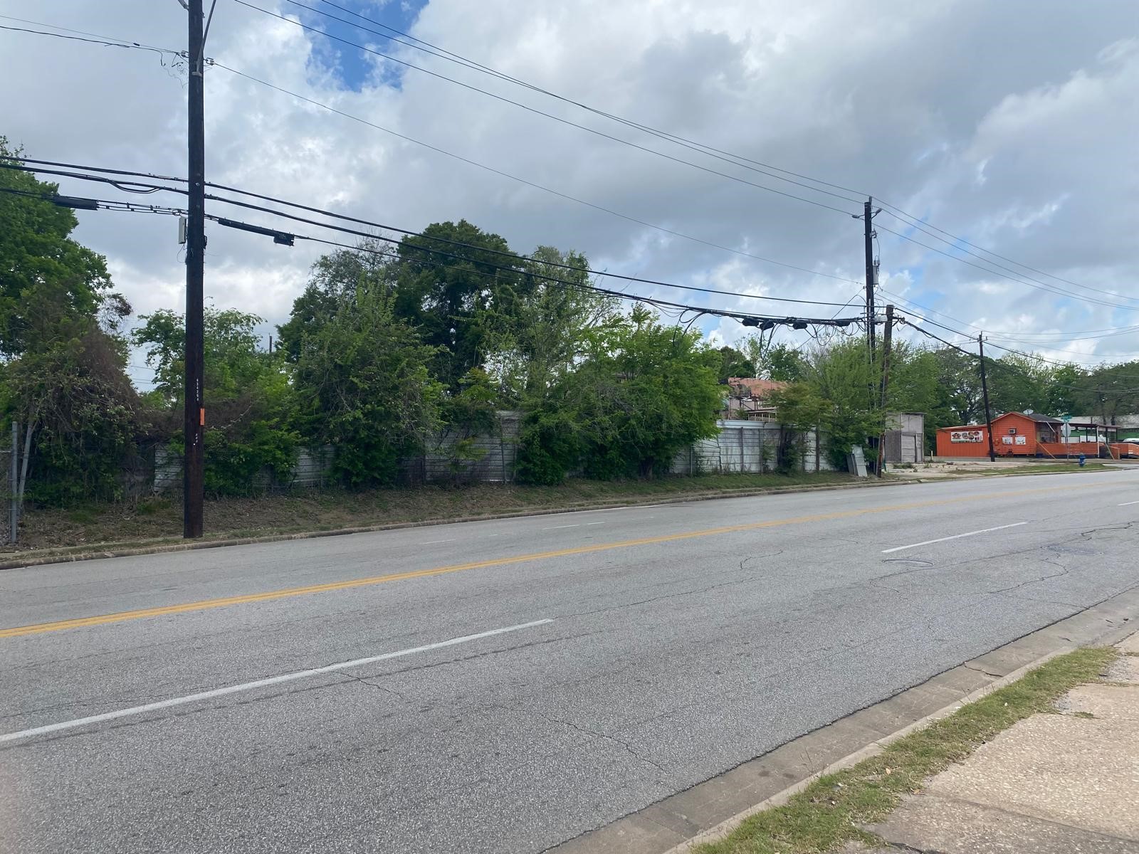 204 South 75th Street Houston, TX 77011 - Photo 8 of 15 a cars parked on the side of the road