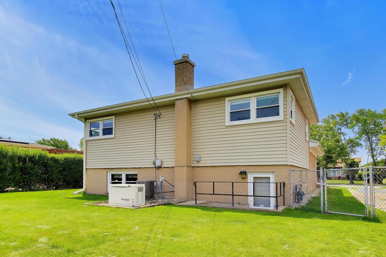 7630 Beckwith Road Morton Grove, IL 60053 - Photo 30 of 37