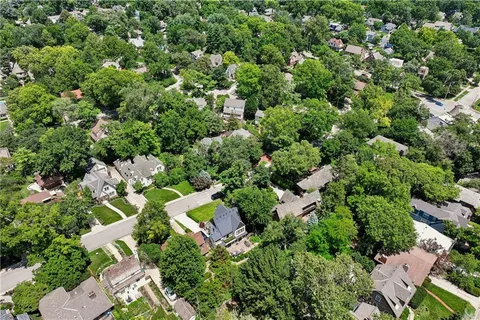 $689,900 | 2004 West 50th Street, Westwood Hills, KS 66205
