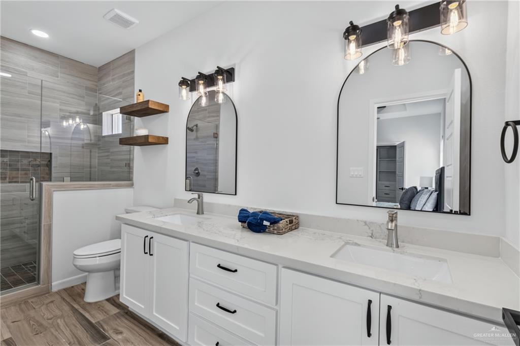 446 Sandy Road Donna, TX 78537 - Photo 11 of 18 Gallery Image 11