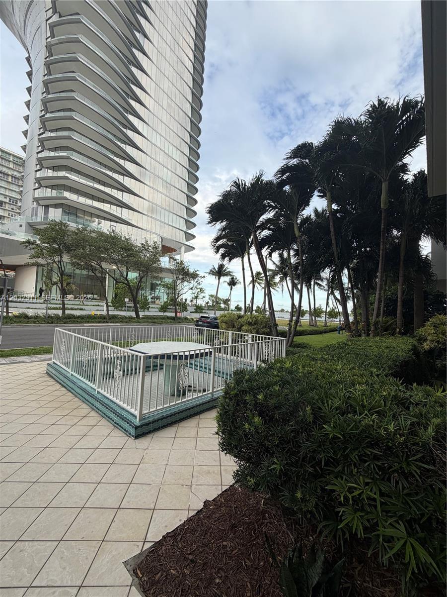 150 Southeast 25th Road, Unit 15J Miami, FL 33129 - Photo 20 of 20