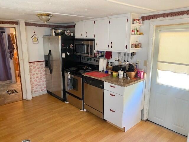26 Airport Road Norridgewock, ME 04957 - Photo 3 of 13 3 Kitchen