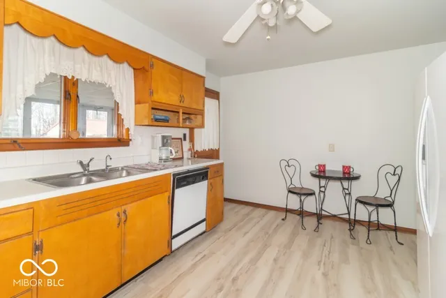 $234,900 | 209 South Jefferson Street, Sulphur Springs, IN 47356