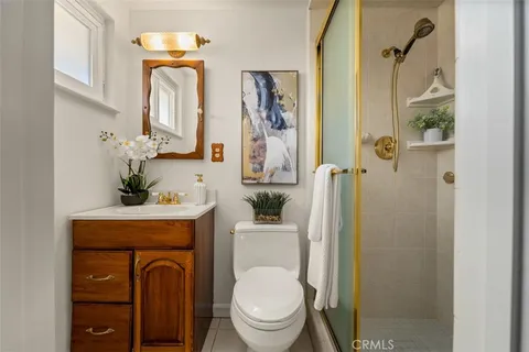 $1,050,000 | 2020 West Willow Avenue, Orange, CA 92868