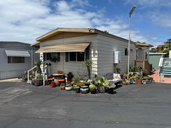 $378,000 | 900 North Cleveland Street, Unit 3, Oceanside, CA 92054