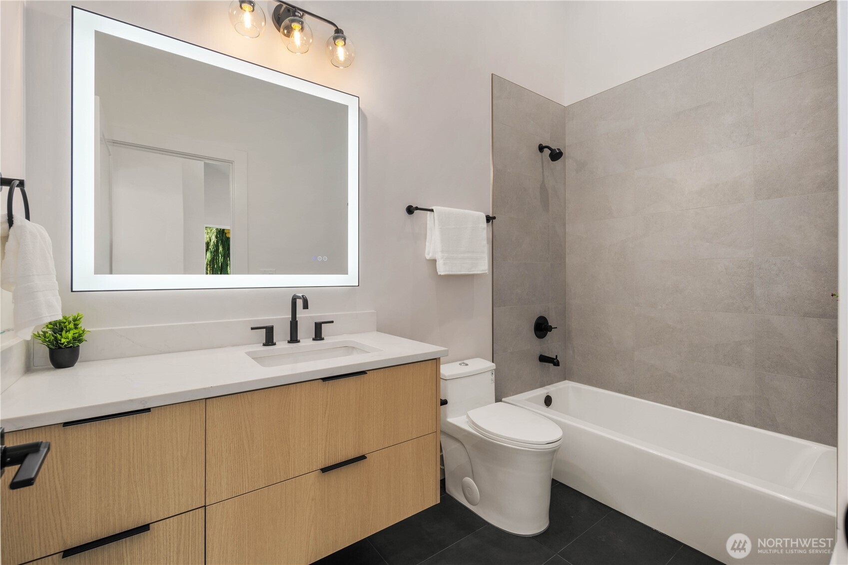 724 North 89th Street Seattle, WA 98103 - Photo 17 of 25 Gallery Image 17