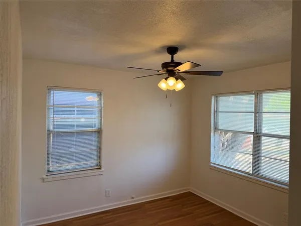 $1,650 | 2800 West Fuller Avenue, Fort Worth, TX 76133