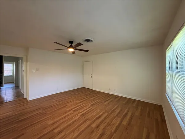 $1,650 | 2800 West Fuller Avenue, Fort Worth, TX 76133