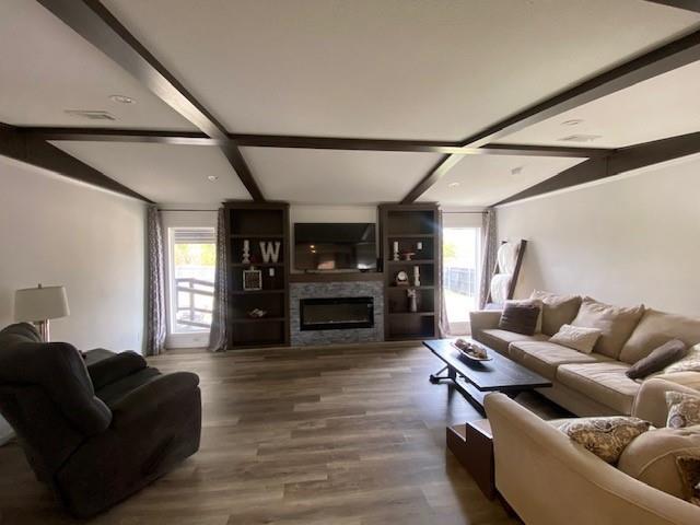 12154 County Road 331A Terrell, TX 75161 - Photo 12 of 31 a living room with furniture and wooden floor