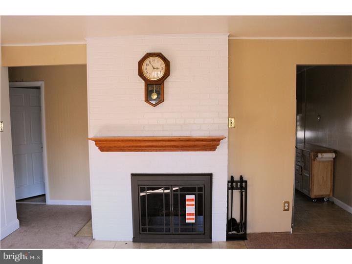 9230 Academy Road Philadelphia, PA 19114 - Photo 4 of 12 Gallery Image 4