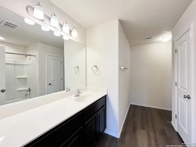 $1,550 | 10823 Airmen Drive, Converse, TX 78109