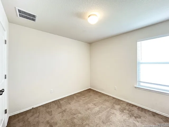 $1,550 | 10823 Airmen Drive, Converse, TX 78109