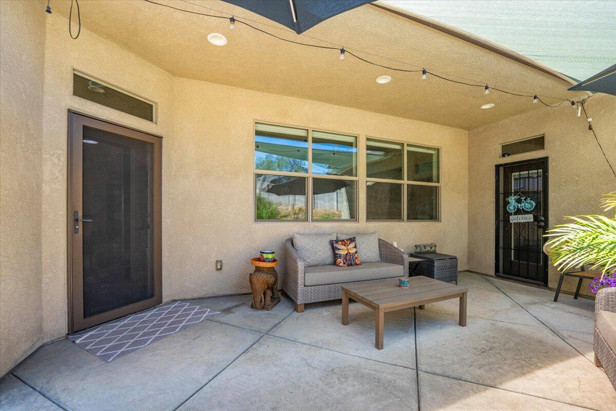 5697 Constitution Way Redding, CA 96003 - Photo 34 of 87 Covered patio