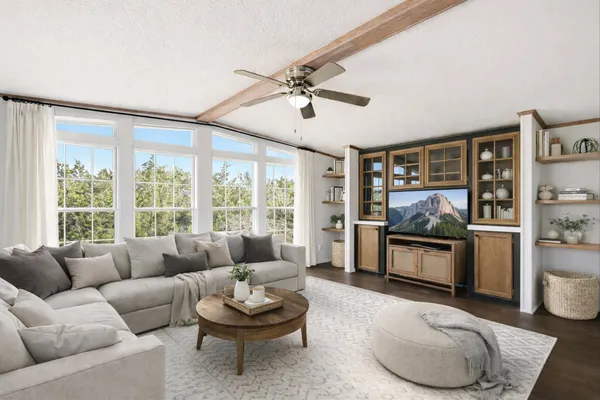 $340,000 | 217 Rousey Street, Canyon Lake, TX 78133