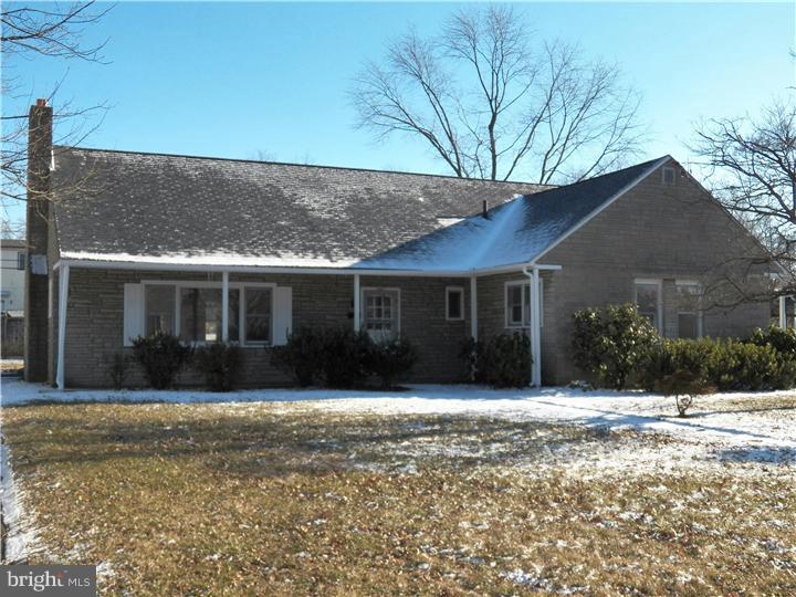 227 Brookhaven Road Brookhaven, PA 19015 - Photo 2 of 25 Exterior Front