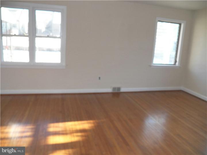 227 Brookhaven Road Brookhaven, PA 19015 - Photo 16 of 25 Bedroom - Main