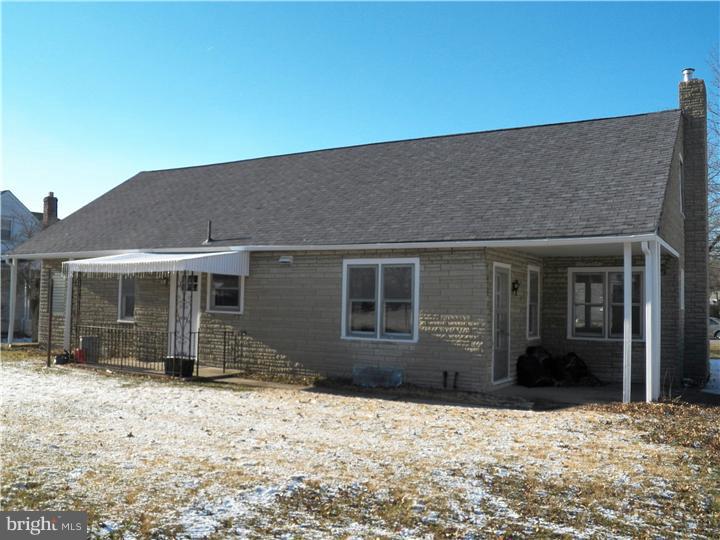 227 Brookhaven Road Brookhaven, PA 19015 - Photo 5 of 25 Exterior Back