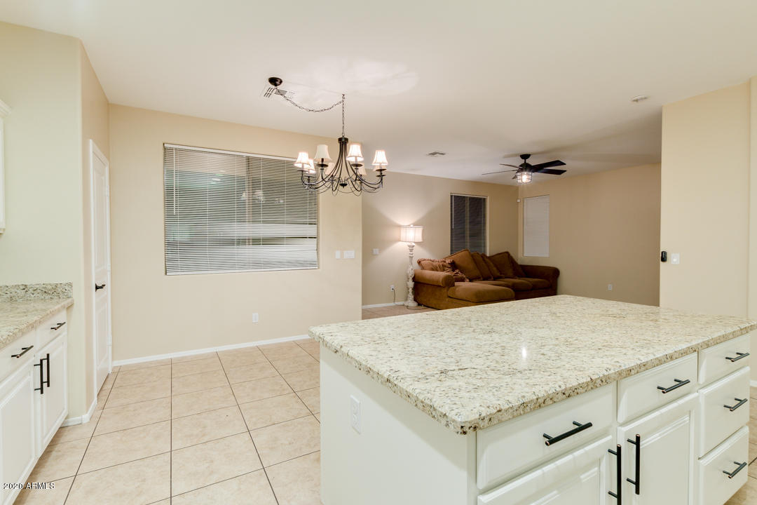 3810 East Chickadee Road Gilbert, AZ 85297 - Photo 8 of 18 18-Chickadee