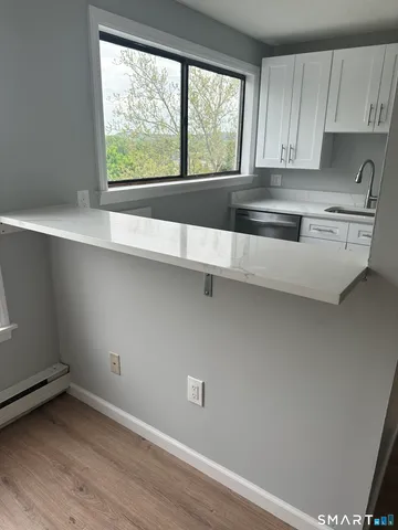 $1,900 | 5 Nabby Road, Unit A49, Danbury, CT 06811