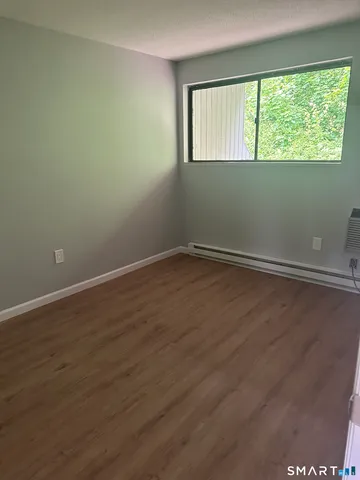 $1,900 | 5 Nabby Road, Unit A49, Danbury, CT 06811