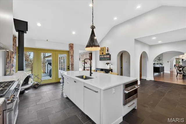 $2,150,000 | 9760 Old Warson Road, St. Louis, MO 63124