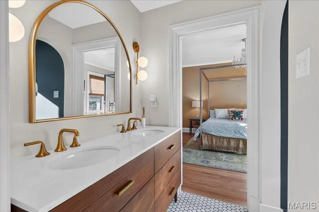 $2,150,000 | 9760 Old Warson Road, St. Louis, MO 63124