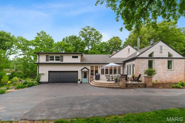 $2,150,000 | 9760 Old Warson Road, St. Louis, MO 63124