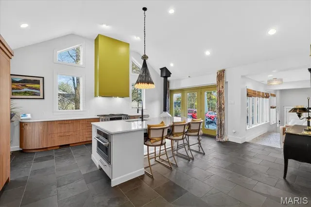 $2,150,000 | 9760 Old Warson Road, St. Louis, MO 63124