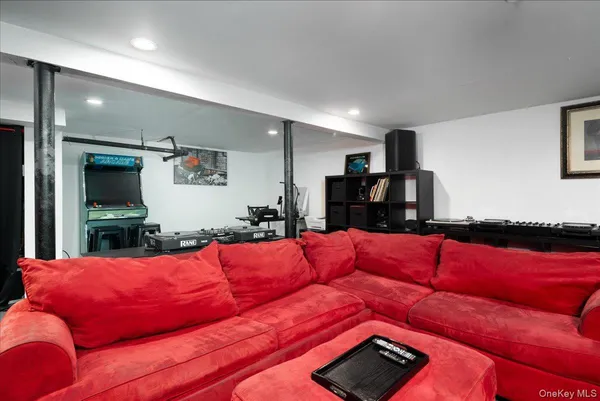 $669,000 | 1746 Rockville Drive, Baldwin, NY 11510