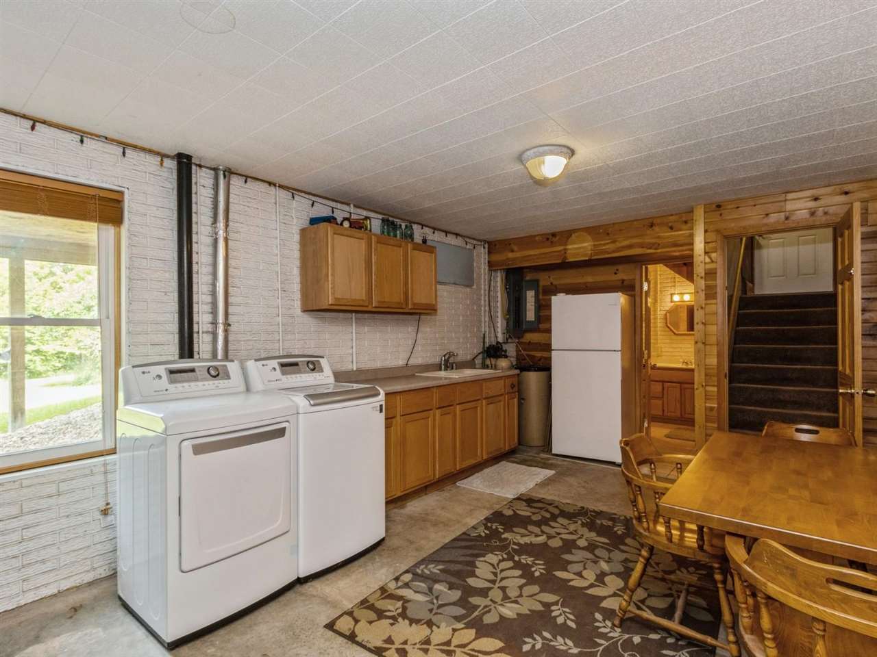 1409 Riverside Road Riverside, IA 52327 - Photo 22 of 32 Gallery Image 22