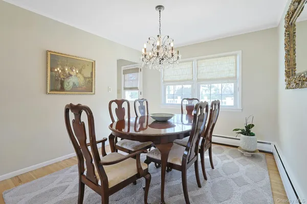 $1,279,000 | 12 Greenwood Lane, Valhalla, NY 10595