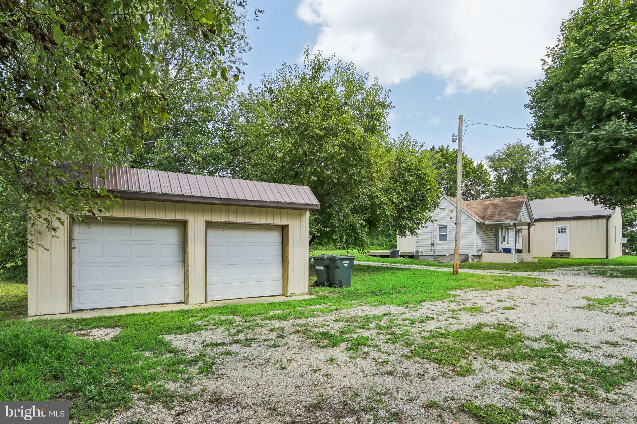 384 Wheat Road Vineland, NJ 08360 - Photo 3 of 36 Gallery Image 3
