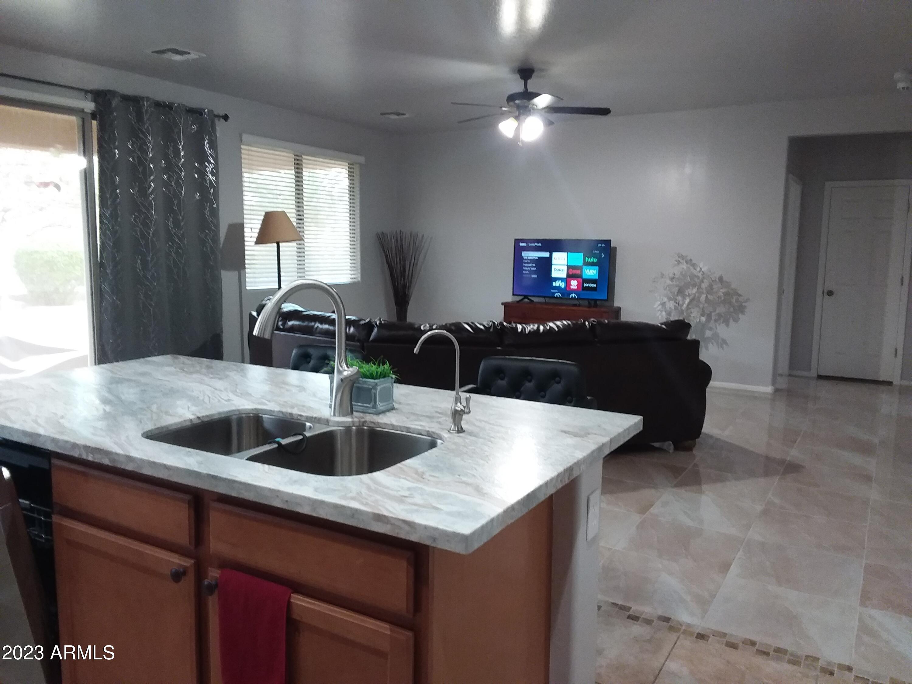 8741 West Lamar Road Glendale, AZ 85305 - Photo 11 of 28 11