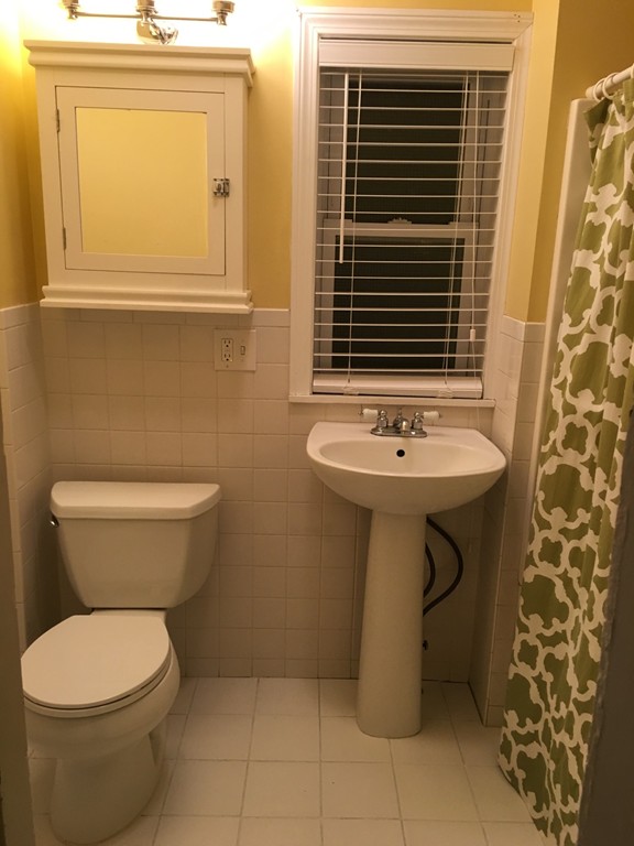 195 Springvale Avenue Everett, MA 02149 - Photo 15 of 20 Gallery Image 15