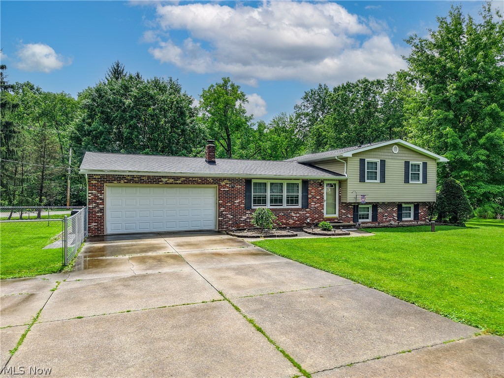 4713 Sherman Road Kent, OH 44240 - Photo 2 of 49