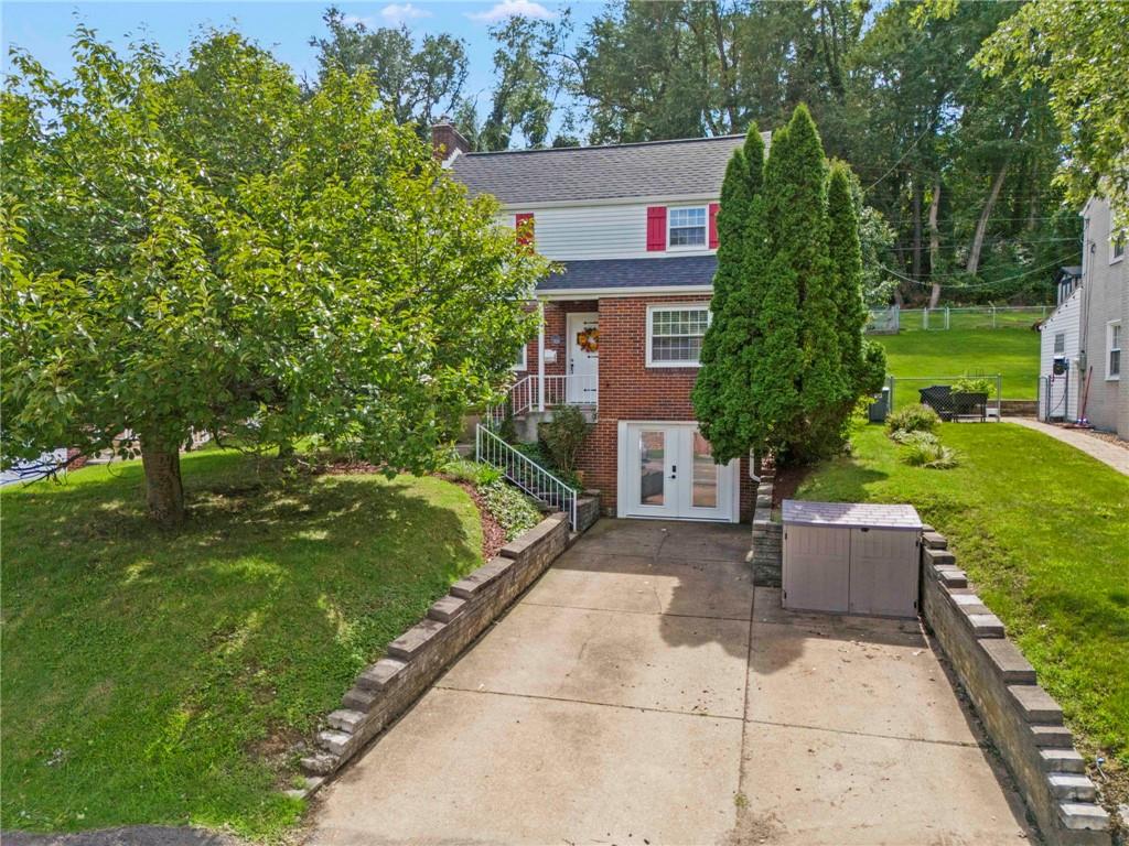 322 Vanadium Road Pittsburgh, PA 15243 - Photo 3 of 32 Gallery Image 3