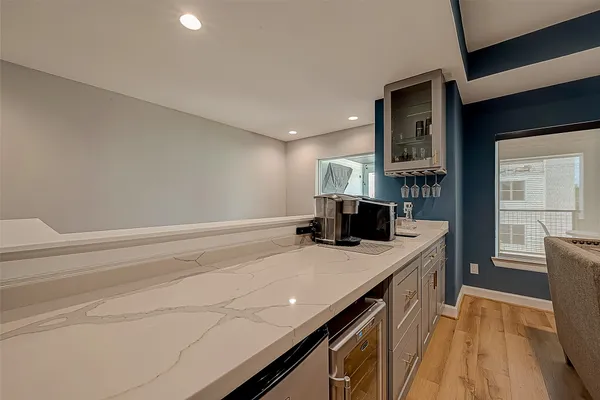 $4,400 | 909 A West 35th Street, Unit A, Houston, TX 77018