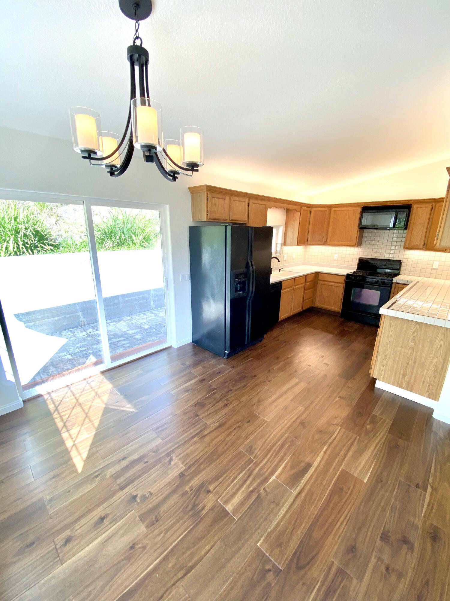 451 Spring Road Shelter Cove, CA 95589 - Photo 9 of 29 Kitchen and Dining Area